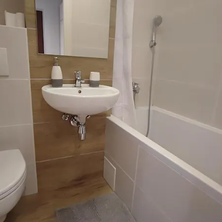 Lenki Metro Brodno Appartement