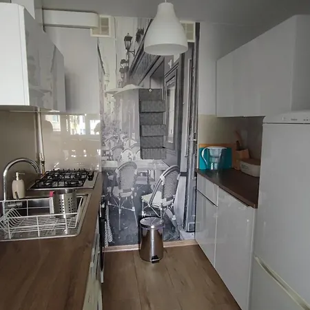 Apartment Lenki Metro Brodno